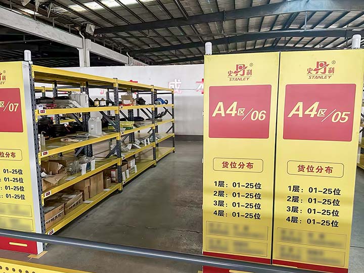 蓝狮在线仓储货架电子标签.jpg